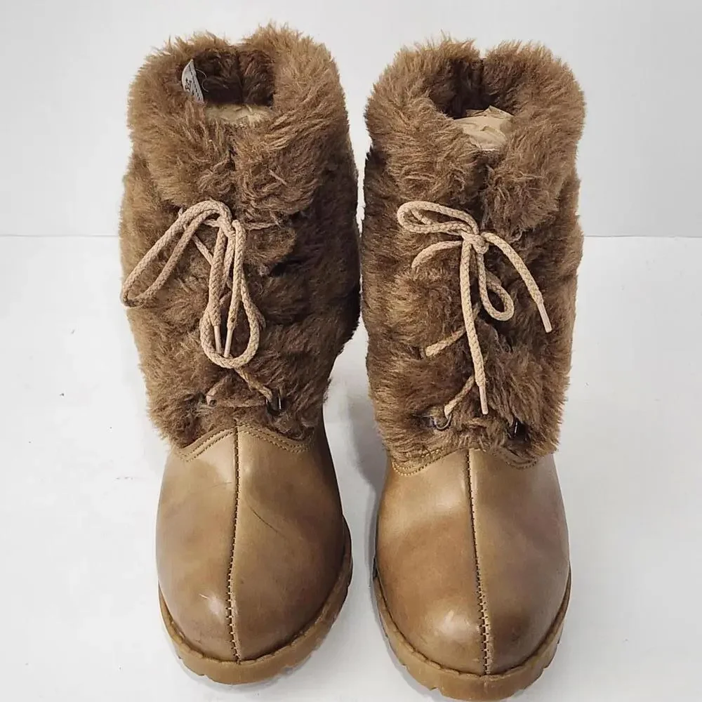 PRICE DROP Andrew geller Size 9 women furry Tan Ankle Boots